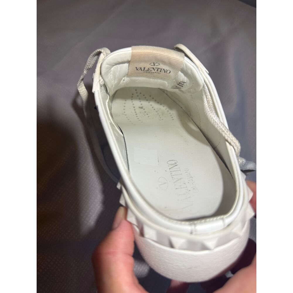 Valentino Garavani Untitled Rockstud Slide Sneakers White w/Gold Studs Sz 7-7.5 - Picture 11 of 14